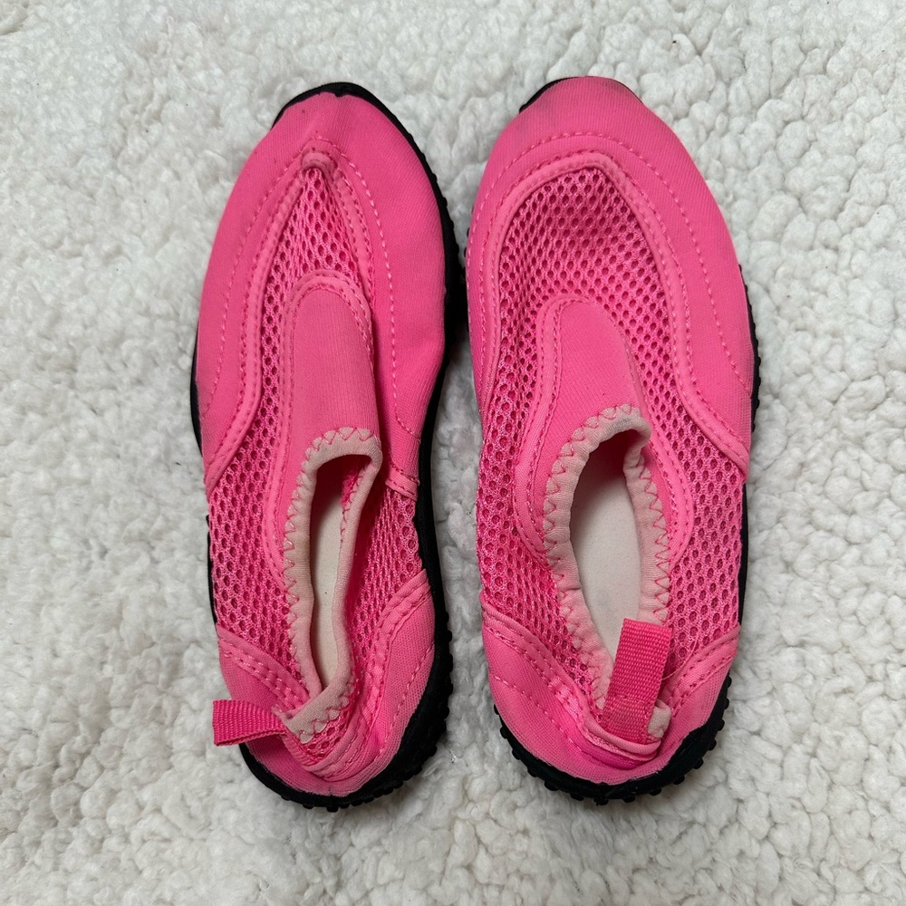 Kids Pink Mesh Water Shoes